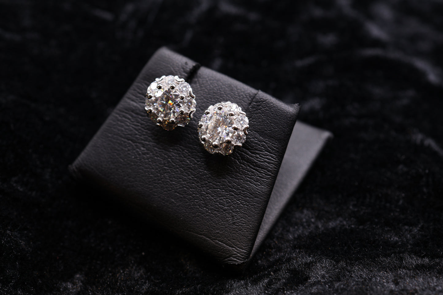 8MM cluster Earring moissonite