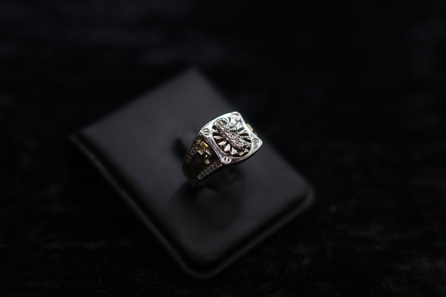 San Judas ring with cross