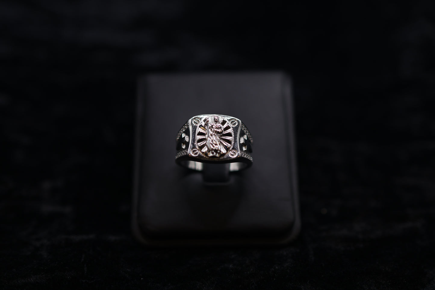 San Judas ring with cross