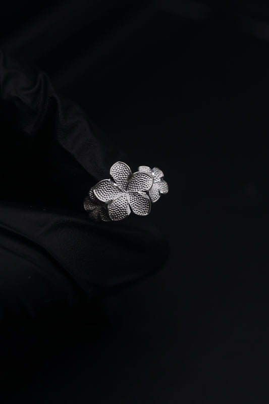 Silver Hibiscus ring