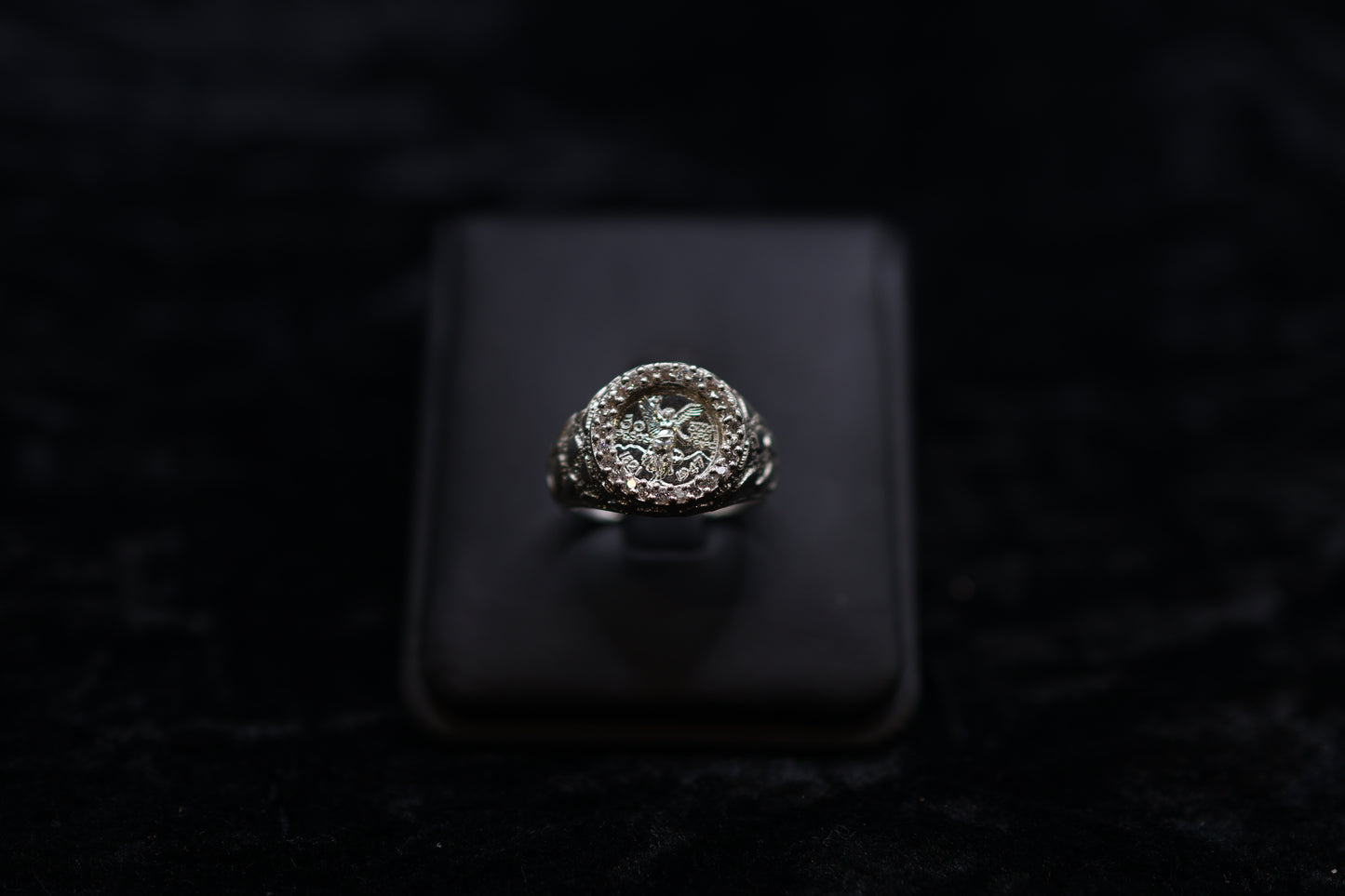 Round centenario Ring